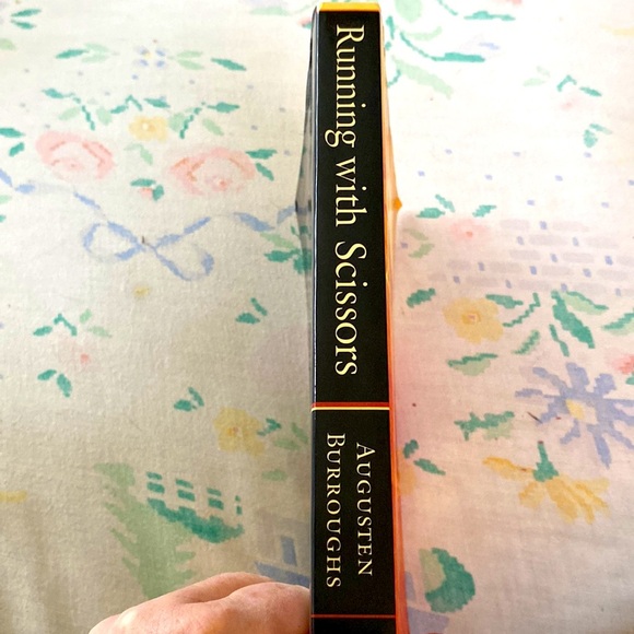 RUNNING WITH SCISSORS a Memoir by Augusten Burroughs Paperback EUC - Picture 2 of 3